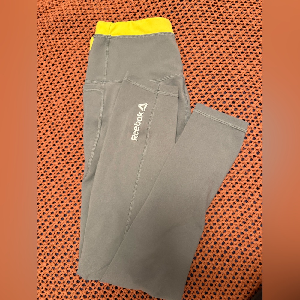 Reebok Olive Green & Yellow Activewear